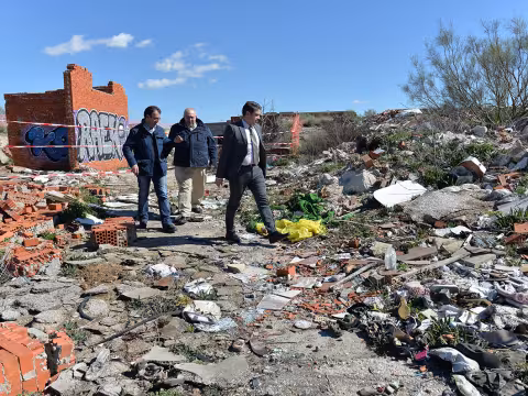 El alcalde en el vertedero